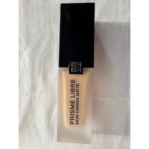 Givenchy Prisme Libre Skin-Caring Matte Foundation 2-N120 Luminous 24H Wear 1oz